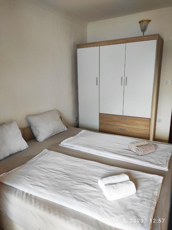 フンタナCasa Nostra IIアパートメント エクステリア 写真