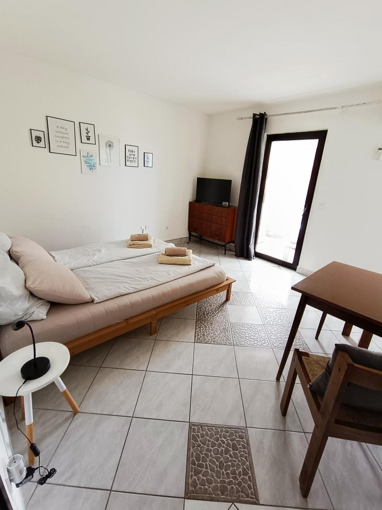 フンタナCasa Nostra IIアパートメント エクステリア 写真